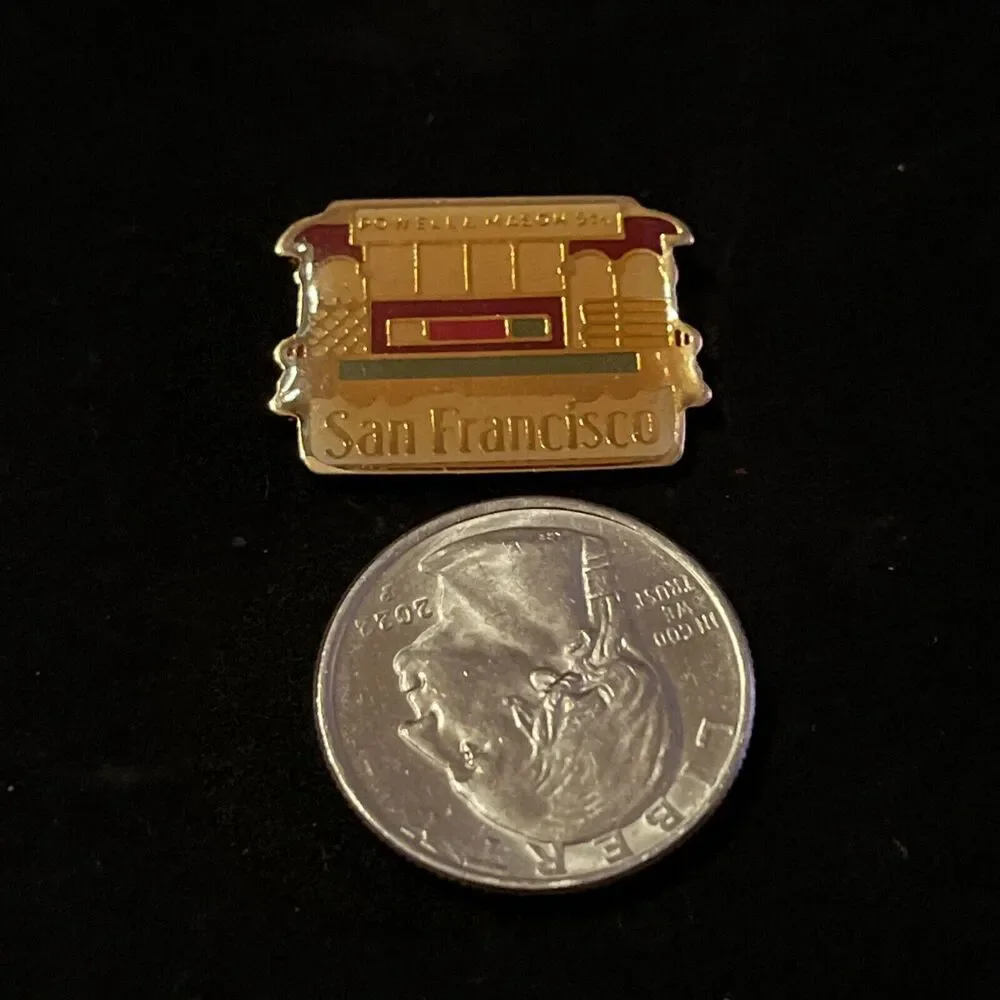 San Francisco California Cable Car Powell & Mason St. Lapel Hat‎ Pin